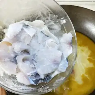 Make The gold soup and sour fish step 13