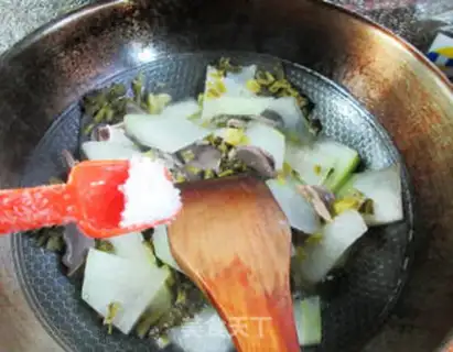 Make A pickled goose and a fried melon step 5