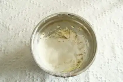 Make Double-coloured crackers step 4