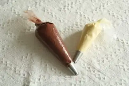 Make Double-coloured crackers step 8