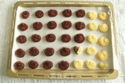 Make Double-coloured crackers step 9