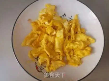 Make Onion fried eggs step 1