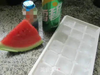 Make Watermelon lactate bubble water step 0