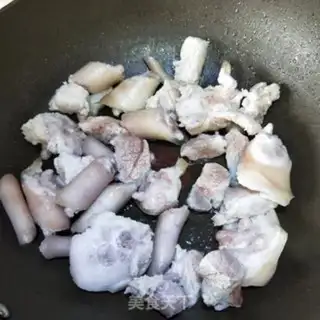 Make Salted pigtails step 4