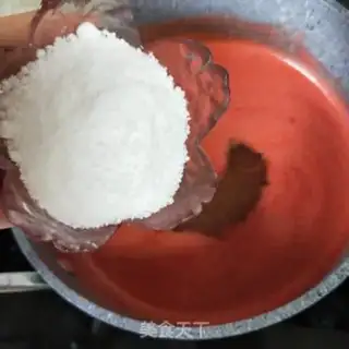 Make Watermelon freezes on milk step 6
