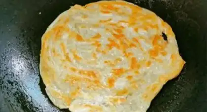 Make Hand grab cake step 1