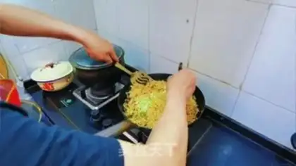Make Egg noodles step 2