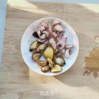 Make Abalone seafood soup step 4