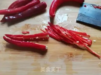Make Paprika fried meat step 0