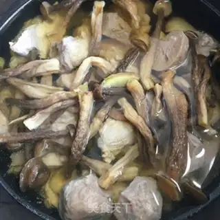 Make Fungus, meatball pelvis step 5