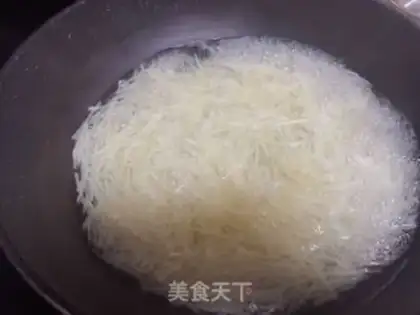 Make Frozen potatoes step 1