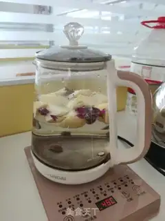 Make Apple cinnamon rose tea step 2