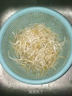 Make Bean sprouts step 1