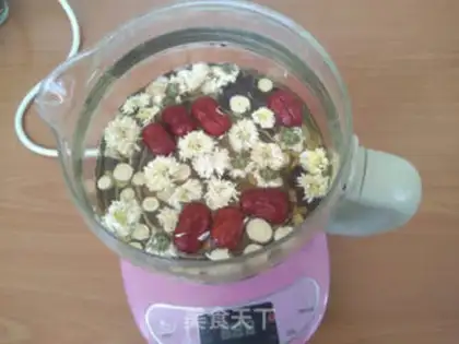 Make Yellow chrysanthemum tea step 5