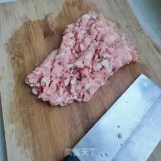 Make Fresh meat buns step 2