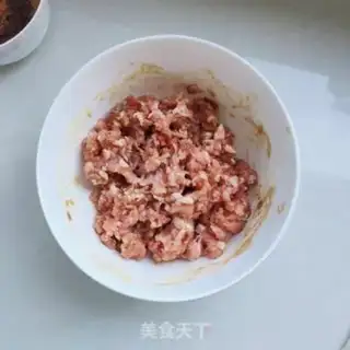 Make Fresh meat buns step 4