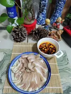 Make White pig ears step 7
