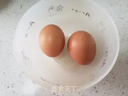 Make cucumber-mucked eggs step 2