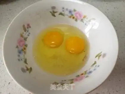 Make cucumber-mucked eggs step 3