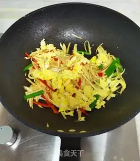 Make White fried eggs step 8