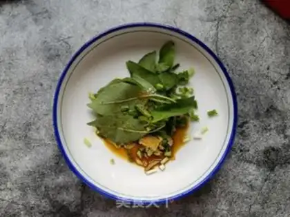 Make West red mustard salaf step 1