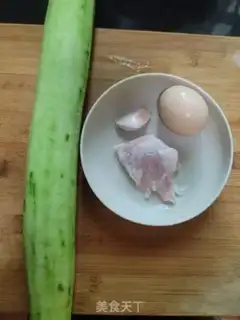 Make Egg-crawling melon soup step 0