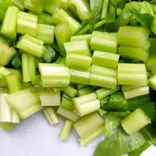 Make Celery cucumber juice step 0