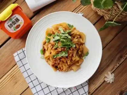 Make Egg sauce with wide noodles step 9