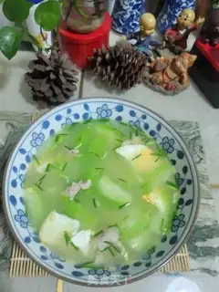 Make Egg-crawling melon soup step 11
