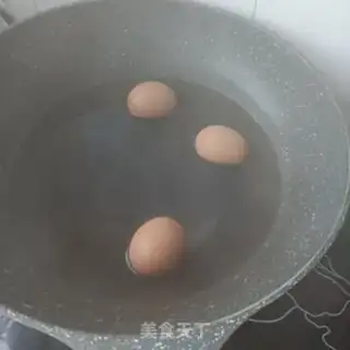 Make Pyramid egg salad step 0