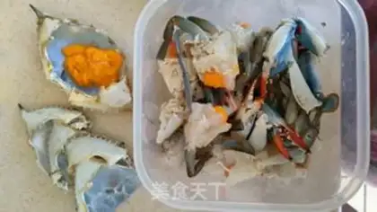 Make Spicy green crabs step 1