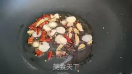 Make Spicy green crabs step 4