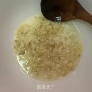 Make Garlic steamed fish heads step 2
