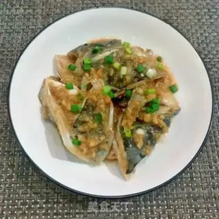 Make Garlic steamed fish heads step 10