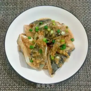 Make Garlic steamed fish heads step 11