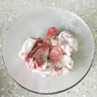 Make The barrel bone steams potatoes step 0