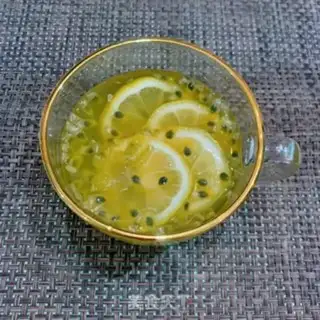 Make Bronze lemon honey water step 7