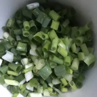 Make Weenie egg fried rice step 3