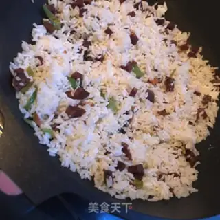 Make Weenie egg fried rice step 6