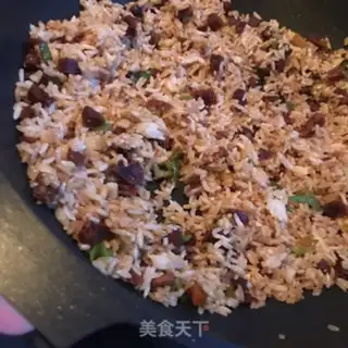 Make Weenie egg fried rice step 7