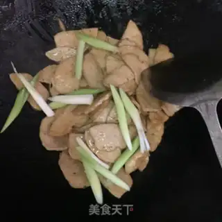Make Garlic pretzels step 6