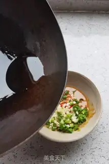 Make Sesame sauce, garlic and mud step 7