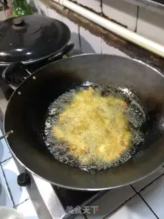 Make Gold and yellow fish step 1