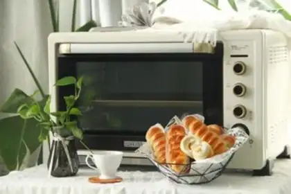 Make A hairy caterpillar pine roll with a loose belt of lass step 16