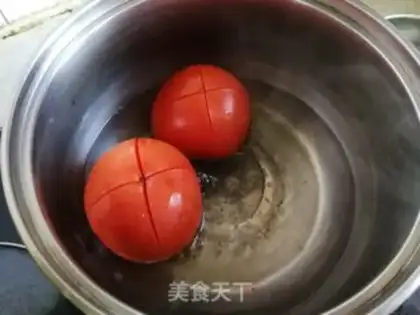 Make Tomato cucumber fried eggs step 0