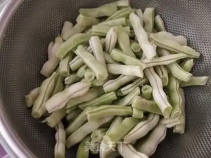 Make Five-flower noodles step 1