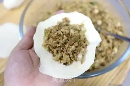 Make Dry sauce and meat buns step 12
