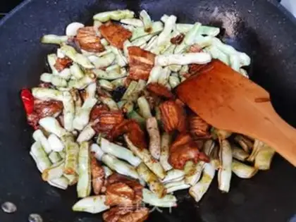 Make Five-flower noodles step 5