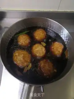 Make Red burning lion head step 15