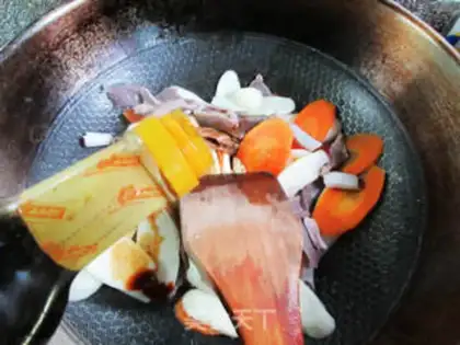 Make Carrots and velvet step 9
